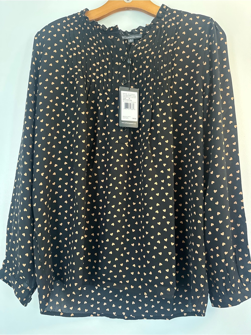 Adrianna Papell Black Blouse with Beige Heart Print